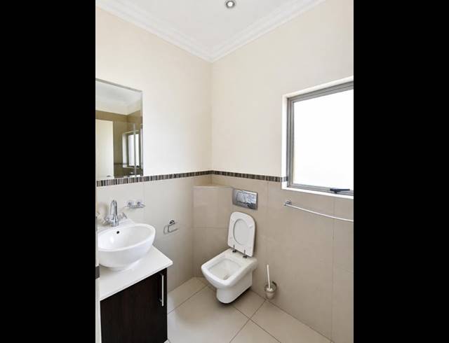 3 BEDROOM CLUSTER FOR SALE IN BRYANSTON